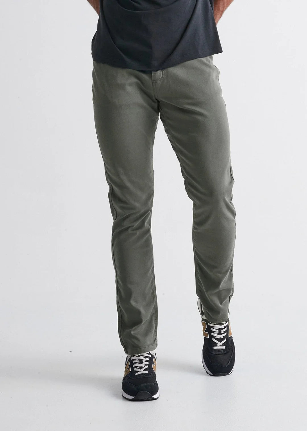 Duer No Sweat Relaxed Taper - Mens Gull / 33 / 30