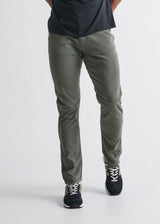 Duer No Sweat Relaxed Taper - Mens Gull / 33 / 30